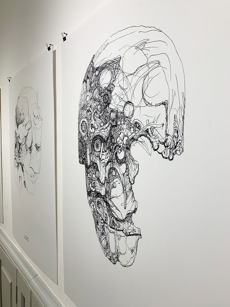 Köztes képek kiállítás