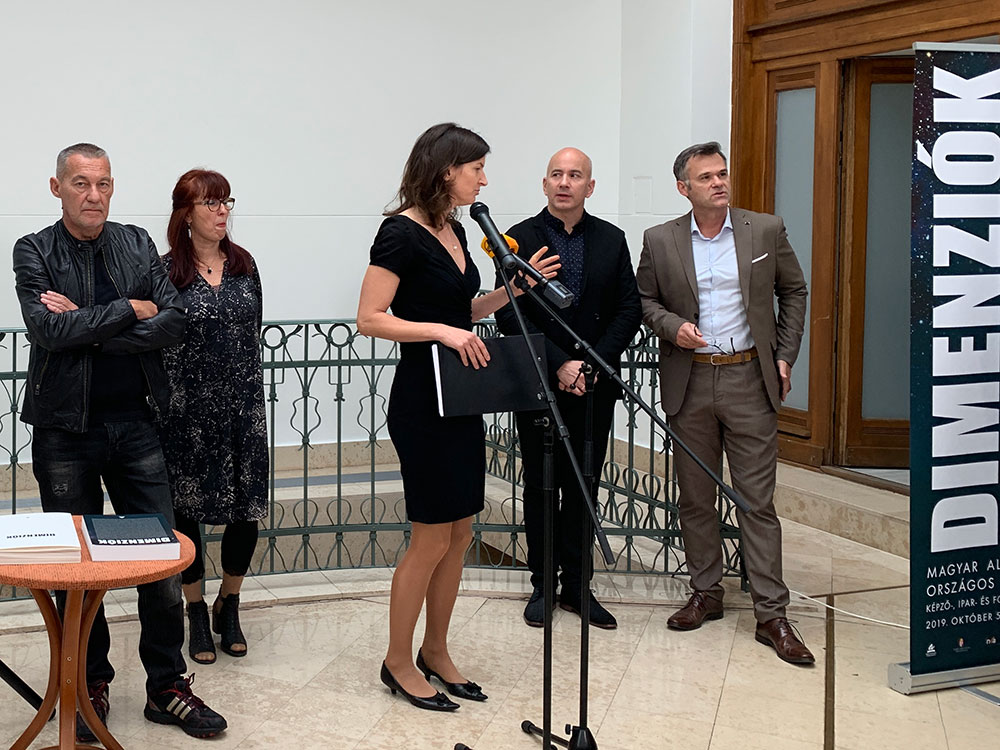 Dimenziók kiállítás