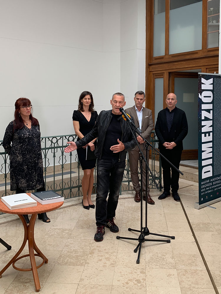 Dimenziók kiállítás