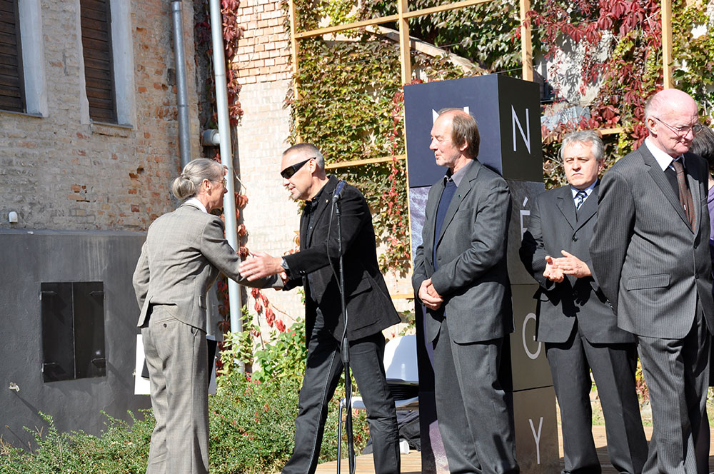 Négy elem kiállítás