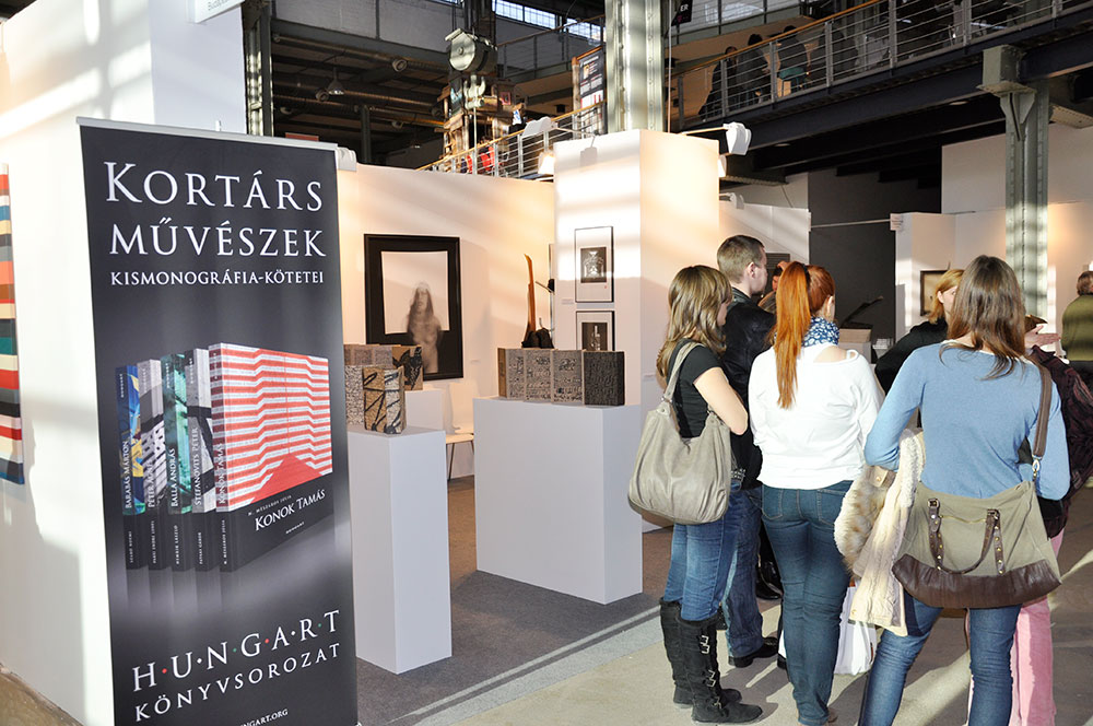 HUNGART könyvbemutató és kiállítás