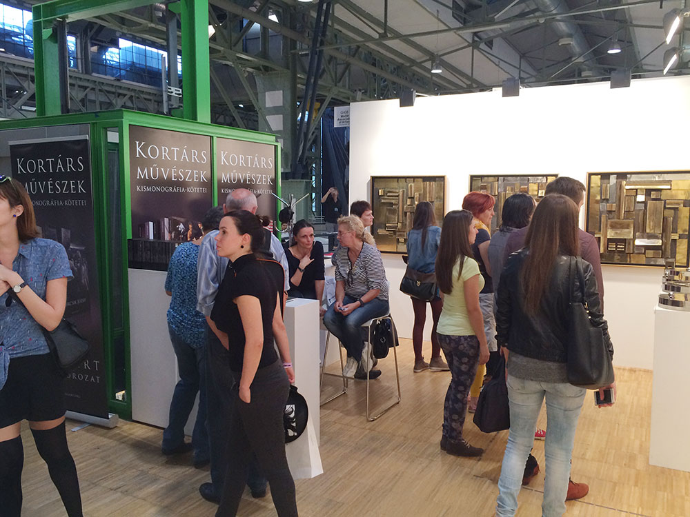 HUNGART könyvbemutató és kiállítás